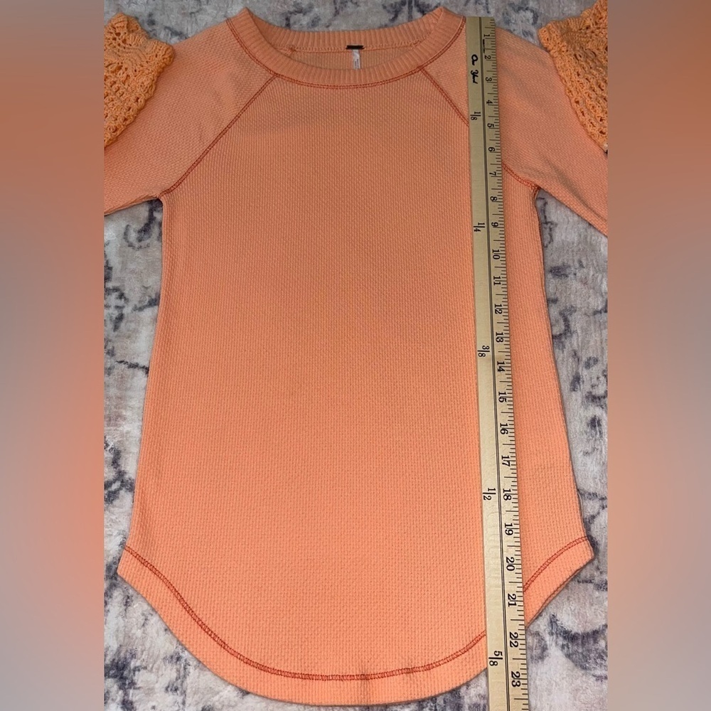 Free People in The Mix Cuff Thermal Top Desert Orange Combo Size Small - Picture 9 of 12